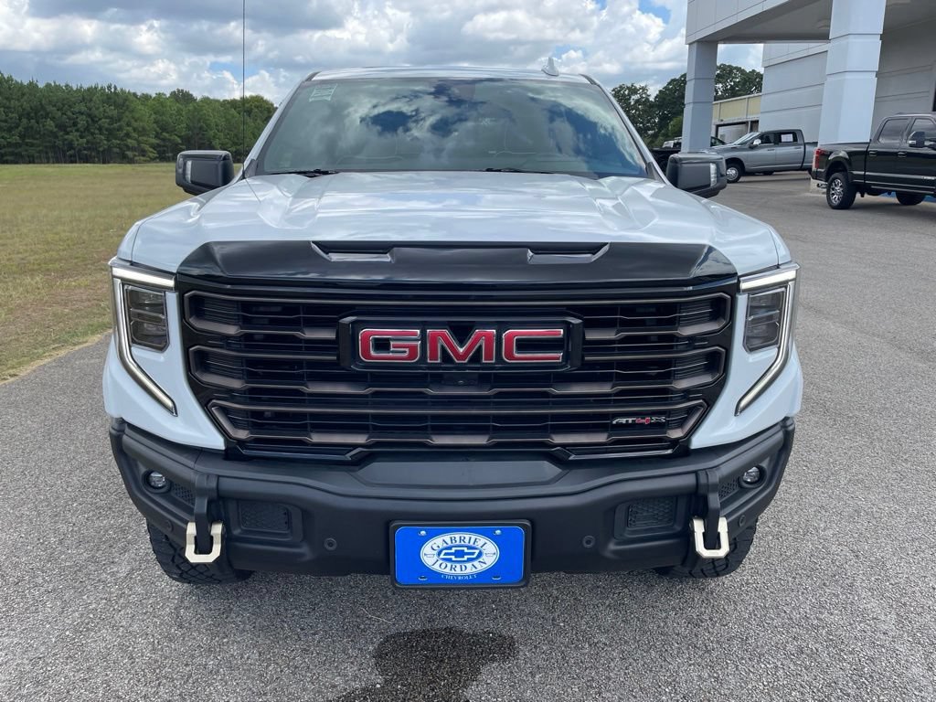 Used 2024 GMC Sierra 1500 AT4X AWD/4WD image 10