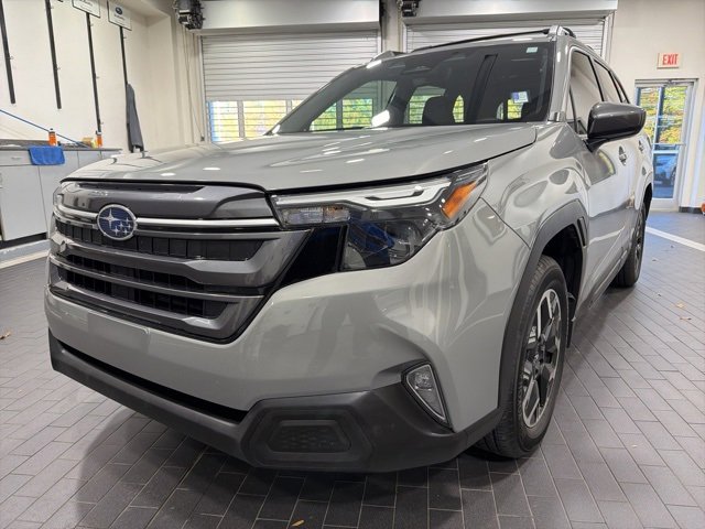 Used 2025 Subaru Forester Premium w/ Convenience Package #2