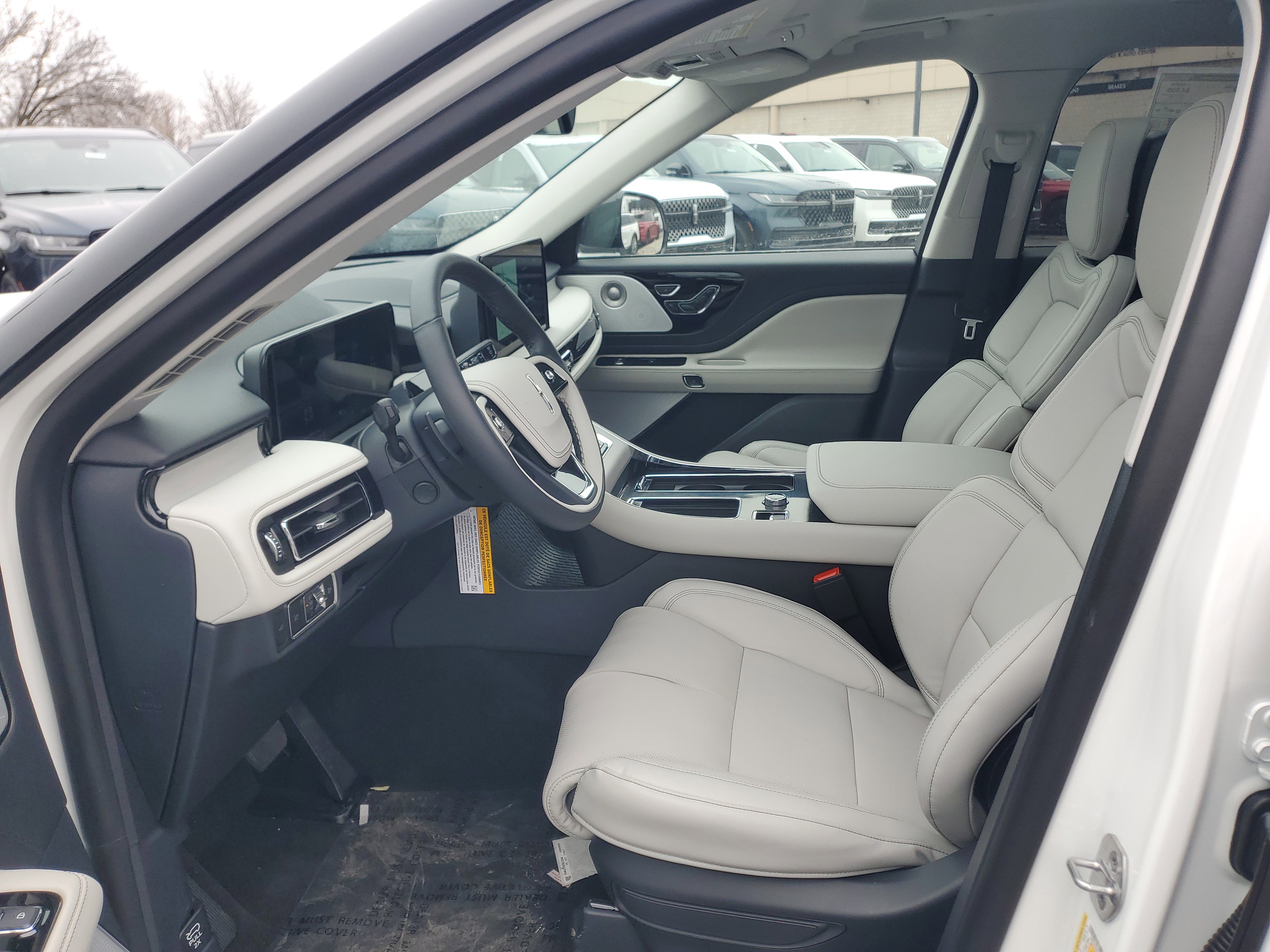 New 2026 Lincoln Aviator Reserve image 11