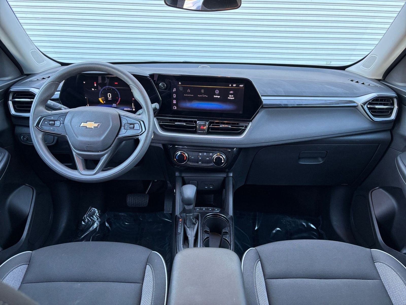 Used 2025 Chevrolet TrailBlazer LT image 32