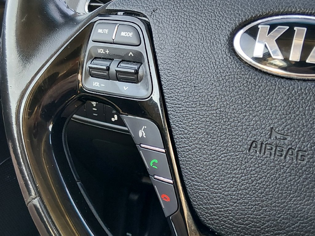 Used 2018 Kia Forte S w/ S Technology Plus Package FWD image 24