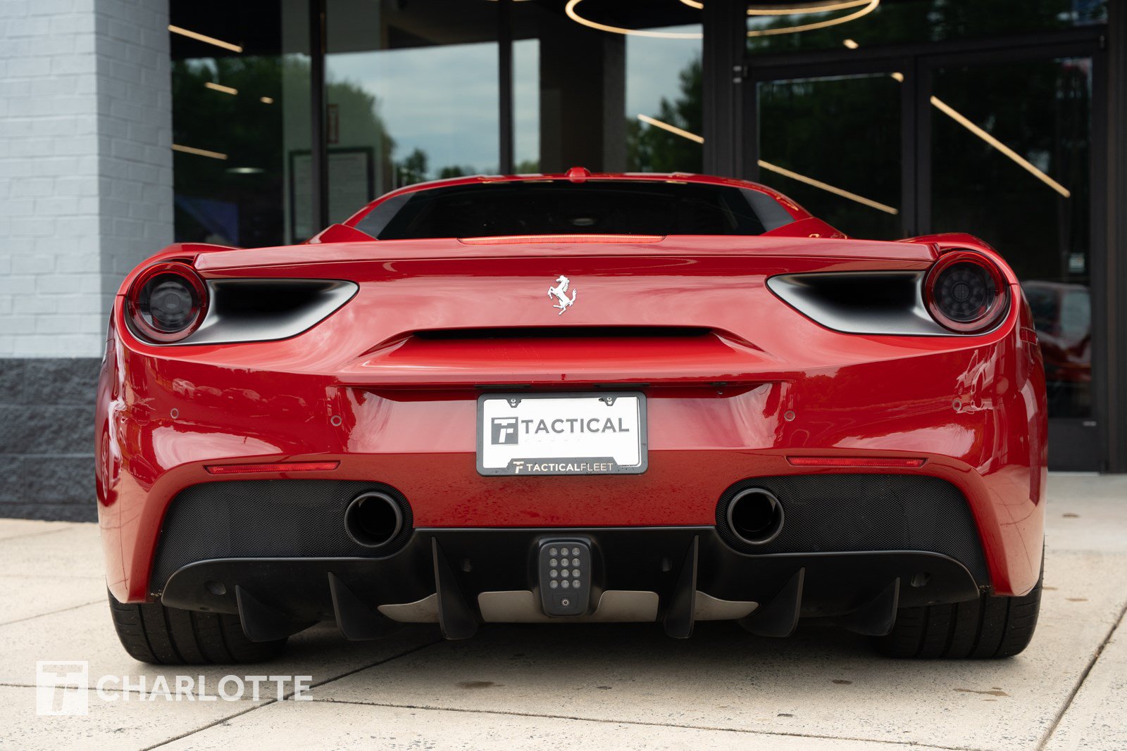 Used 2017 Ferrari 488 GTB RWD image 16
