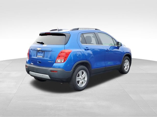 Used 2016 Chevrolet Trax LT w/ LT Convenience Package FWD image 3