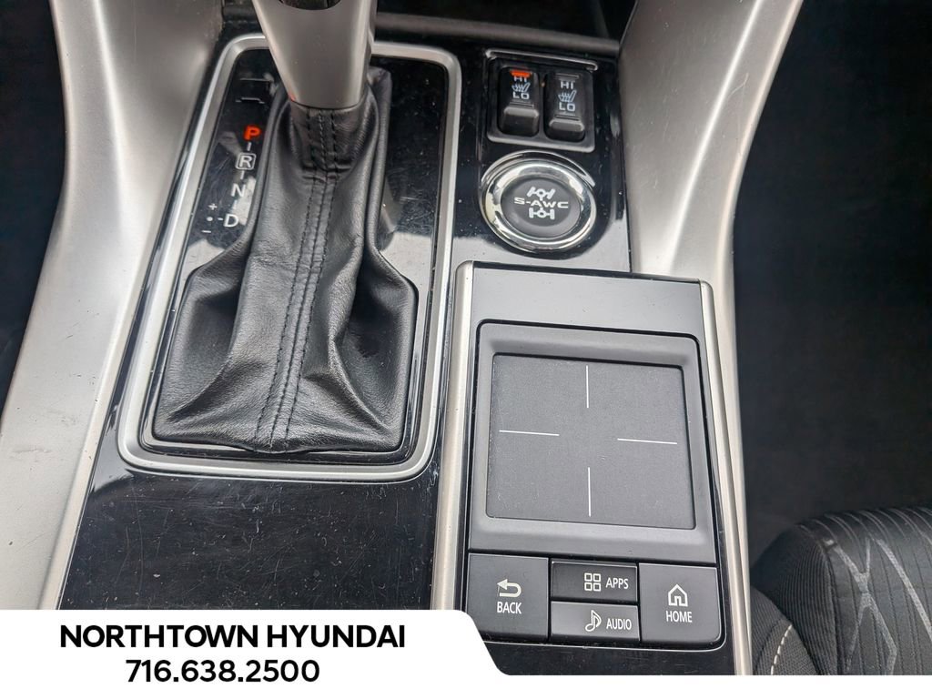 Used 2018 Mitsubishi Eclipse Cross SE image 17