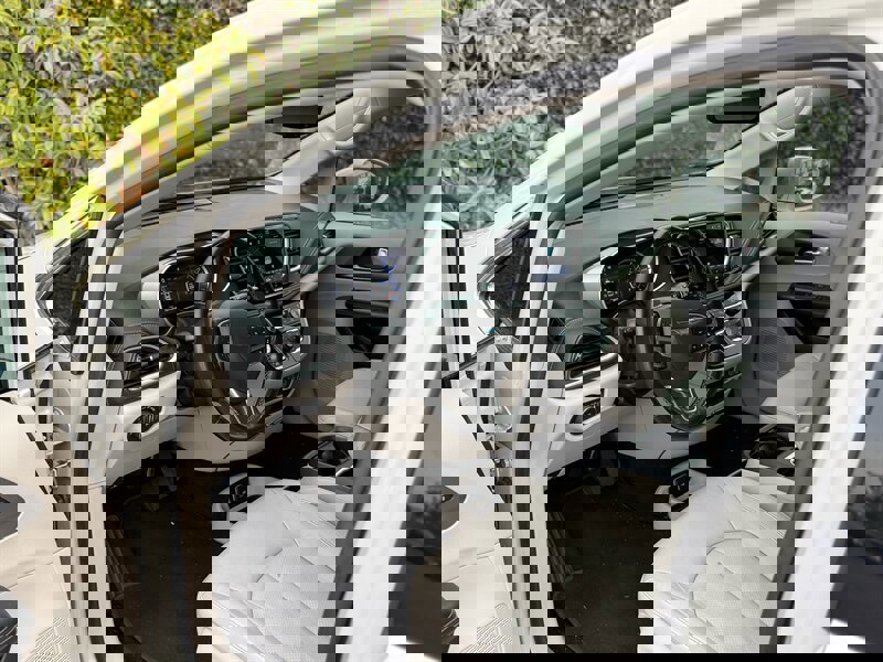 Used 2021 Chrysler Pacifica Touring-L image 16