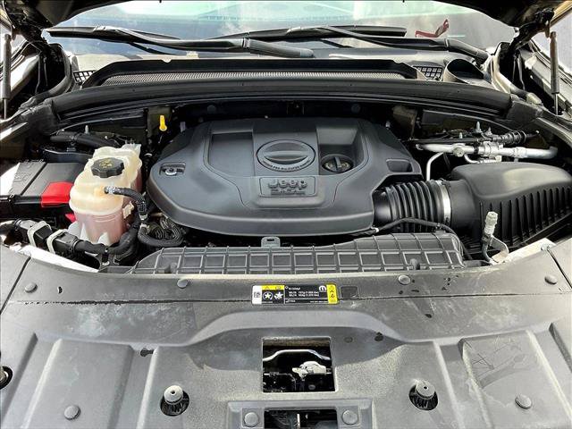 Used 2022 Jeep Grand Cherokee Limited AWD/4WD image 11