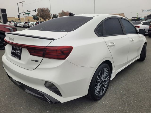 Used 2023 Kia Forte GT-Line w/ GT-Line Premium Package image 4