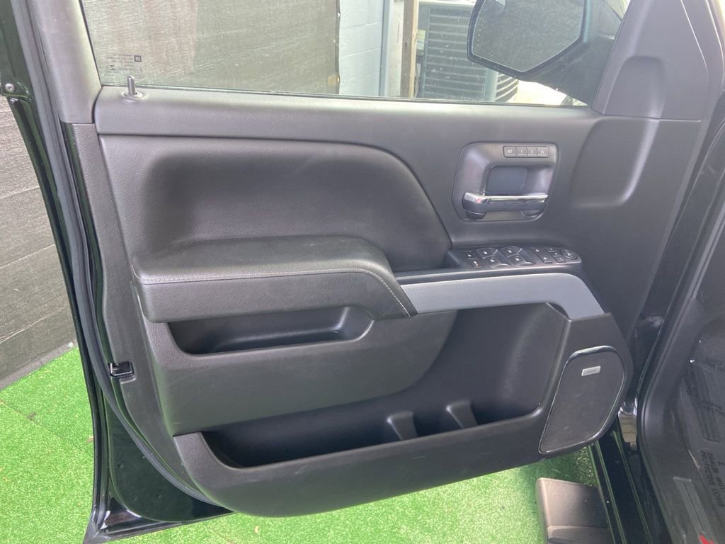 Used 2018 Chevrolet Silverado 1500 LTZ Z71 w/ LTZ Plus Package AWD/4WD image 35