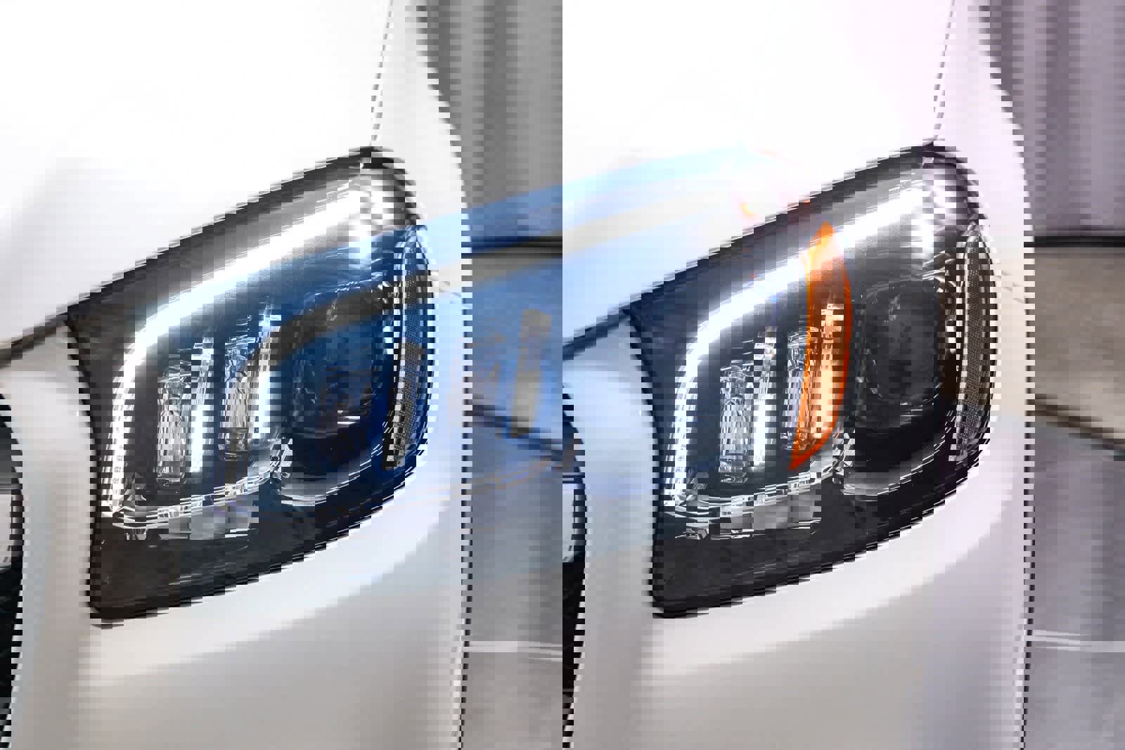 Certified 2023 Mercedes-Benz GLS 450 4MATIC image 11