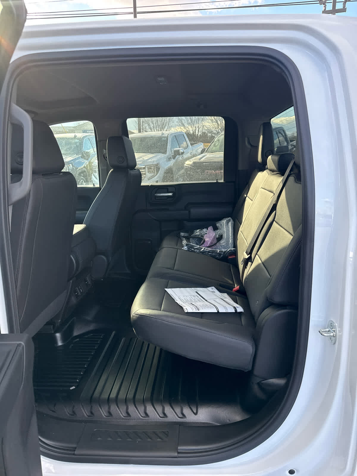 New 2024 GMC Sierra 2500 Pro w/ Convenience Package image 21
