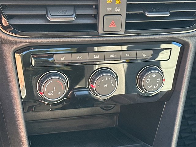 Used 2023 Volkswagen Taos SE image 30