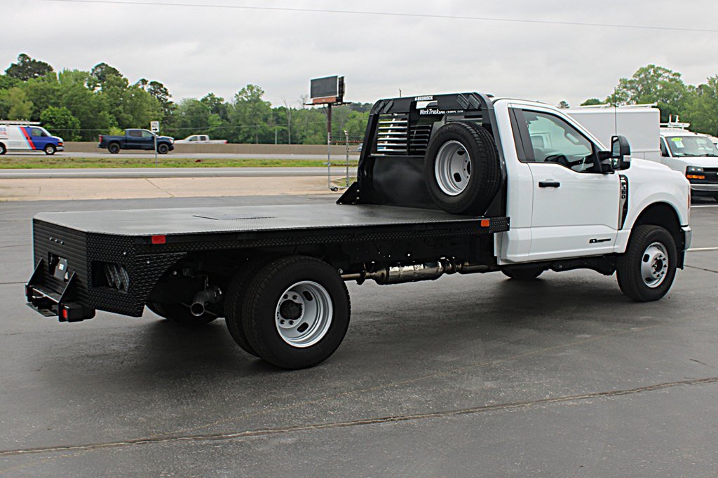 Used 2024 Ford F350 XLT AWD/4WD image 5