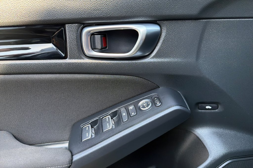 Certified 2026 Honda Civic Sport image 5