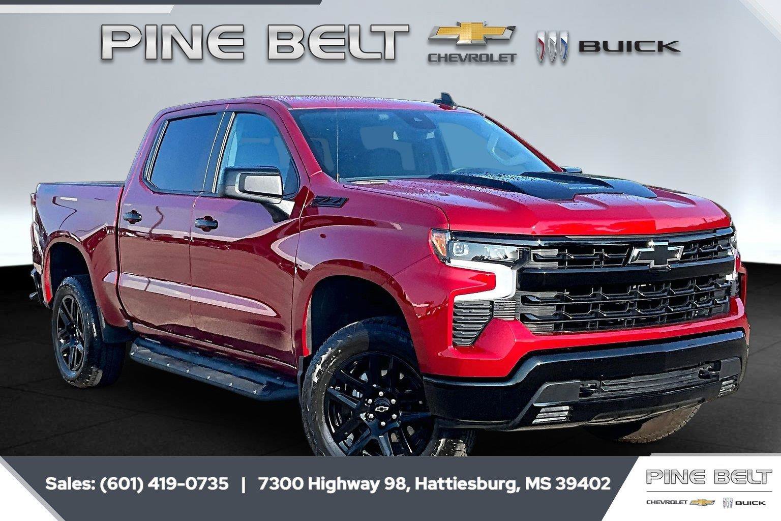 Used 2025 Chevrolet Silverado 1500 LT Trail Boss w/ Convenience Package II AWD/4WD image 1