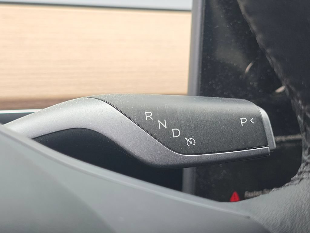 Used 2024 Tesla Model Y Performance AWD/4WD image 29