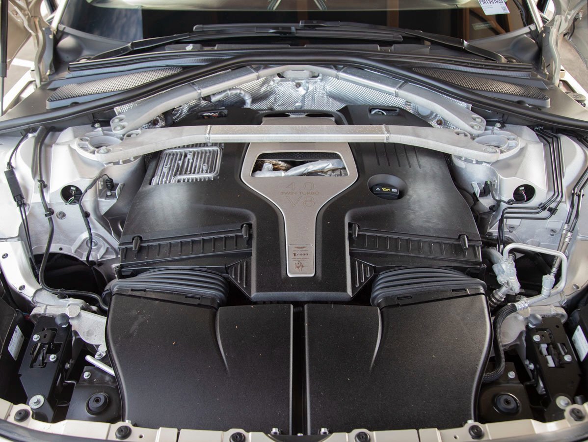 Used 2021 Aston Martin DBX image 28