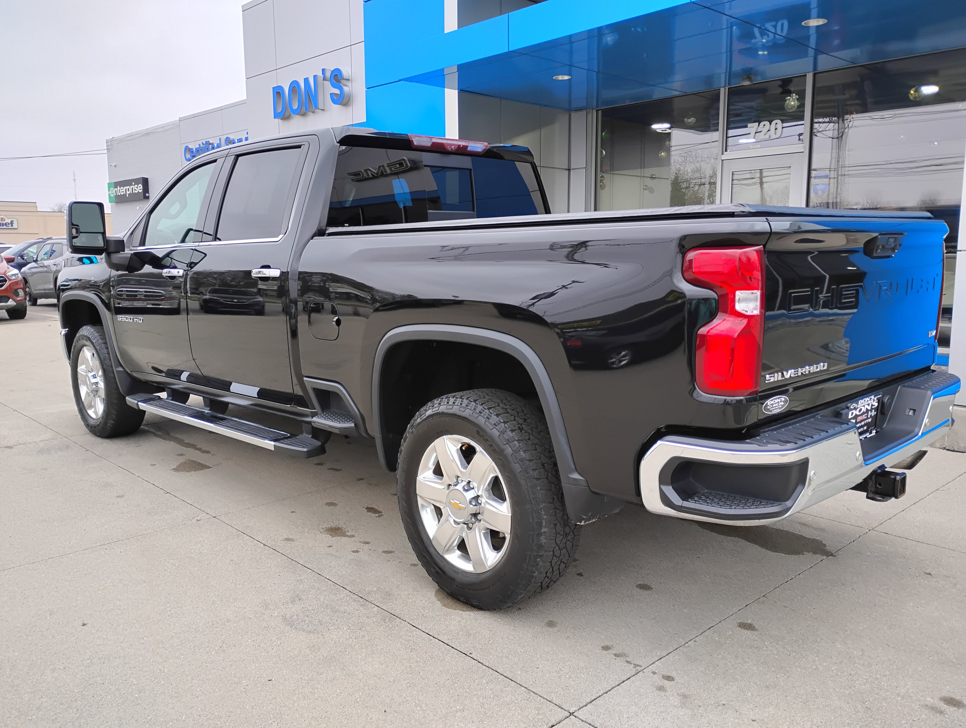 Used 2021 Chevrolet Silverado 3500 LTZ w/ LTZ Plus Package image 2