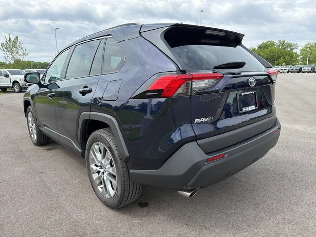 Used 2025 Toyota RAV4 XLE Premium w/ Weather Package AWD/4WD image 13