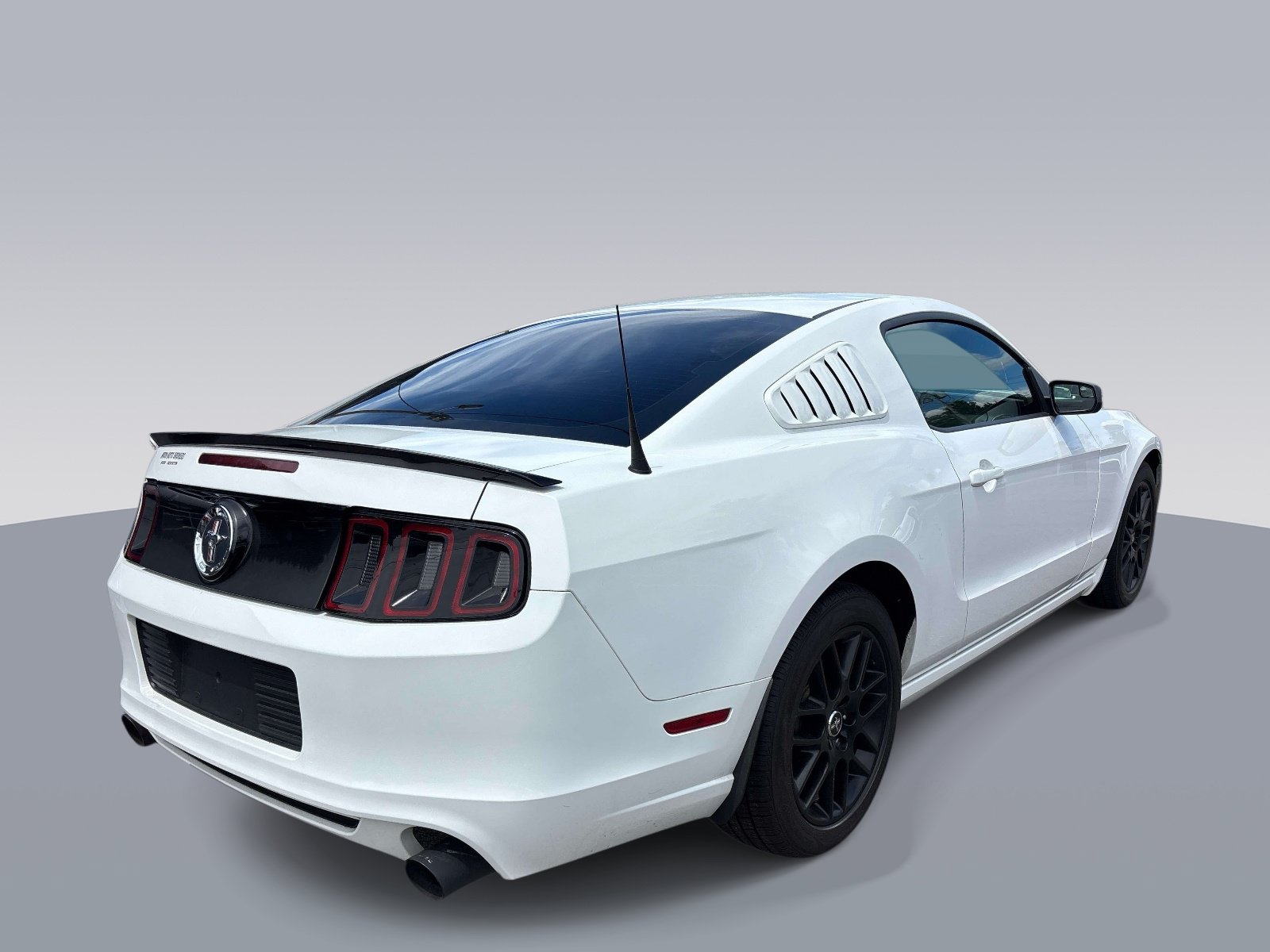 Used 2014 Ford Mustang Coupe w/ Equipment Group 102A RWD image 3