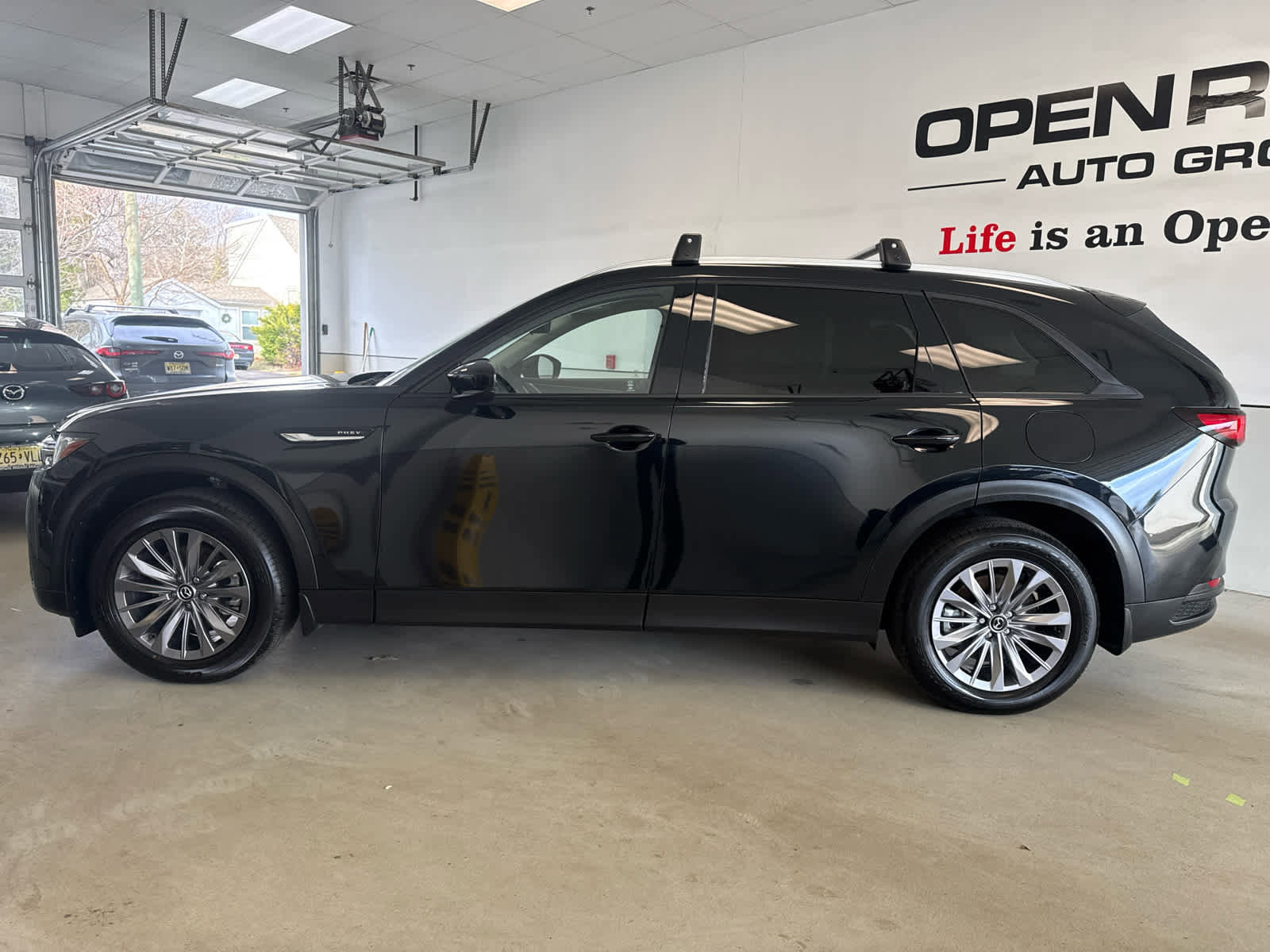 Certified 2025 MAZDA CX-90 Plug-In Hybrid w/ Preferred image 3