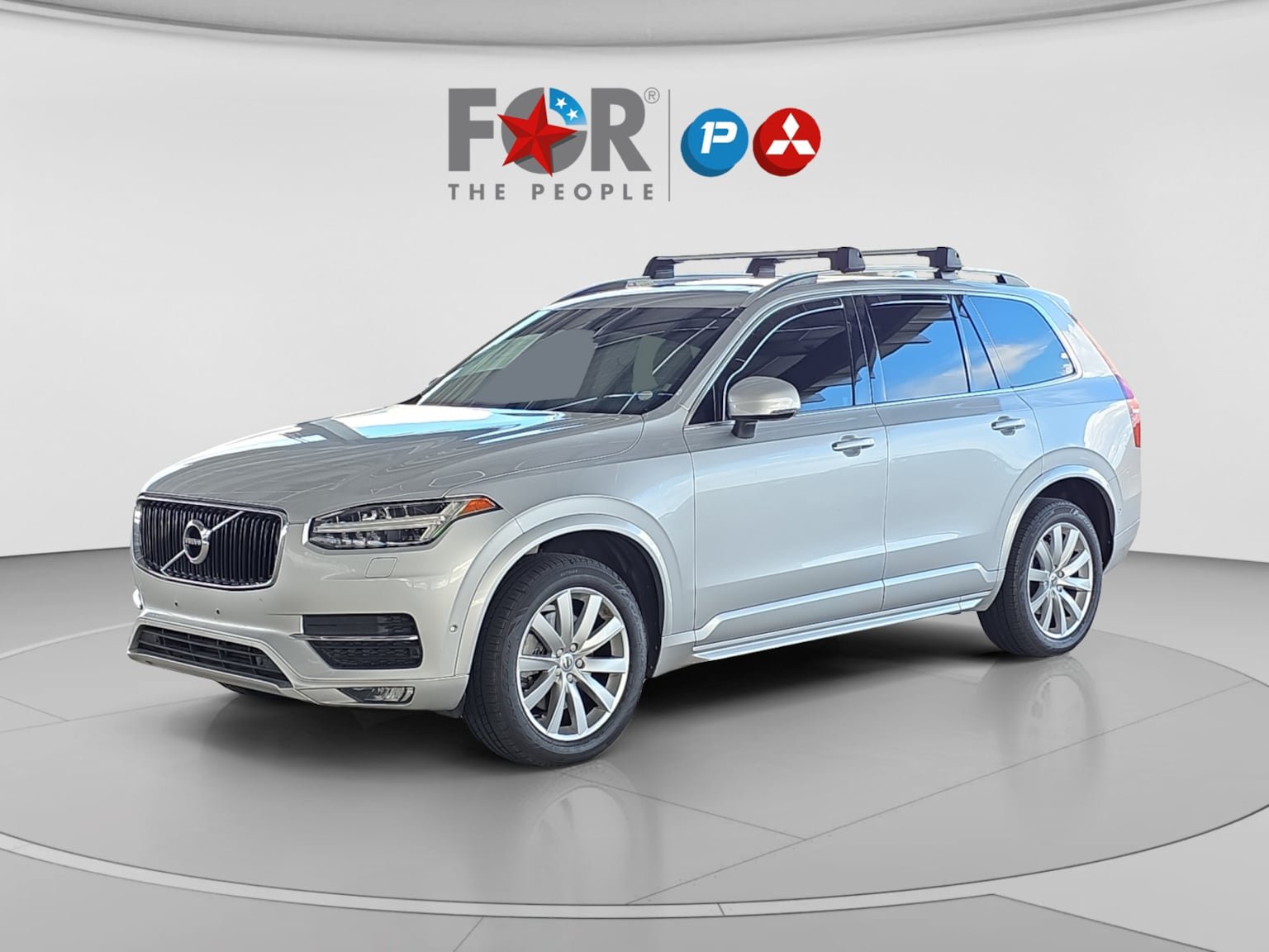 Used 2016 Volvo XC90 T6 Momentum AWD/4WD image 4