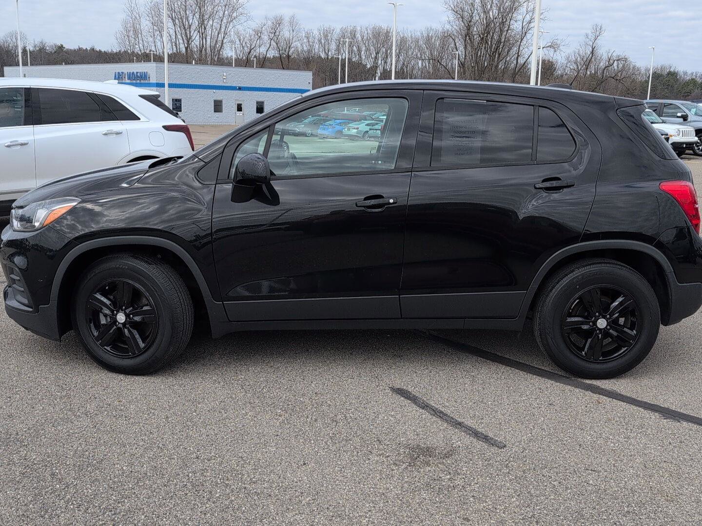 Used 2019 Chevrolet Trax LS w/ Tint and Cruise Package image 3