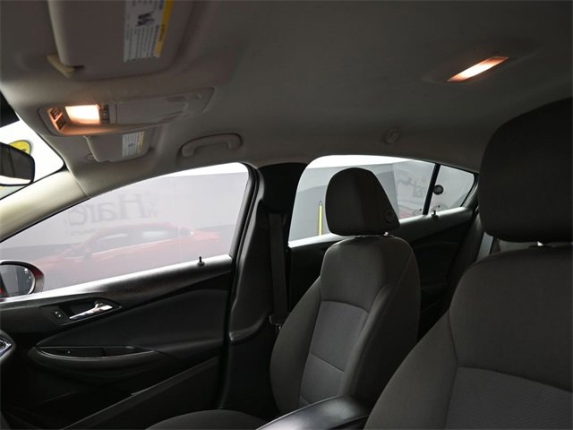 Used 2018 Chevrolet Cruze LT image 10