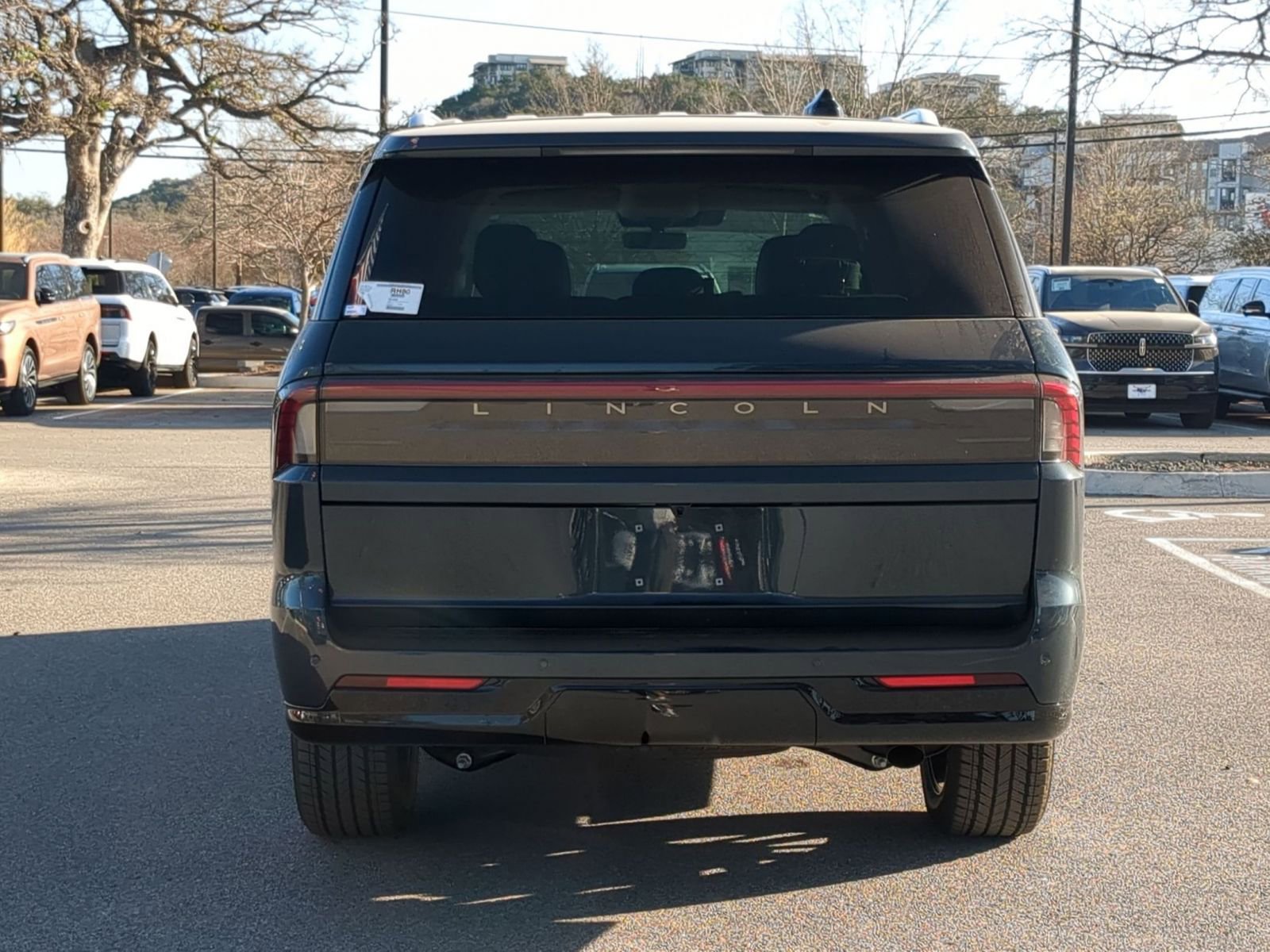 New 2026 Lincoln Navigator L Premier image 4