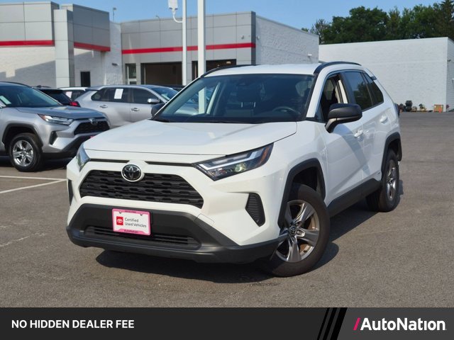 Certified 2025 Toyota RAV4 LE AWD/4WD image 1