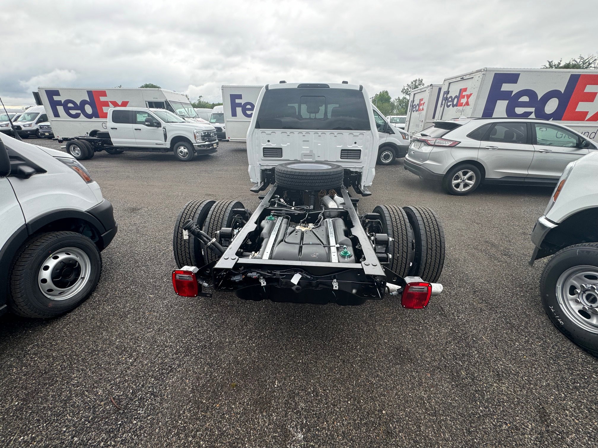 New 2025 Ford F550 4x4 Crew Cab Super Duty w/ XL Chrome Package image 7