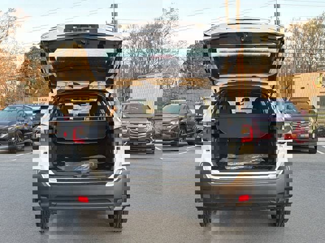 Used 2025 Subaru Outback image 20