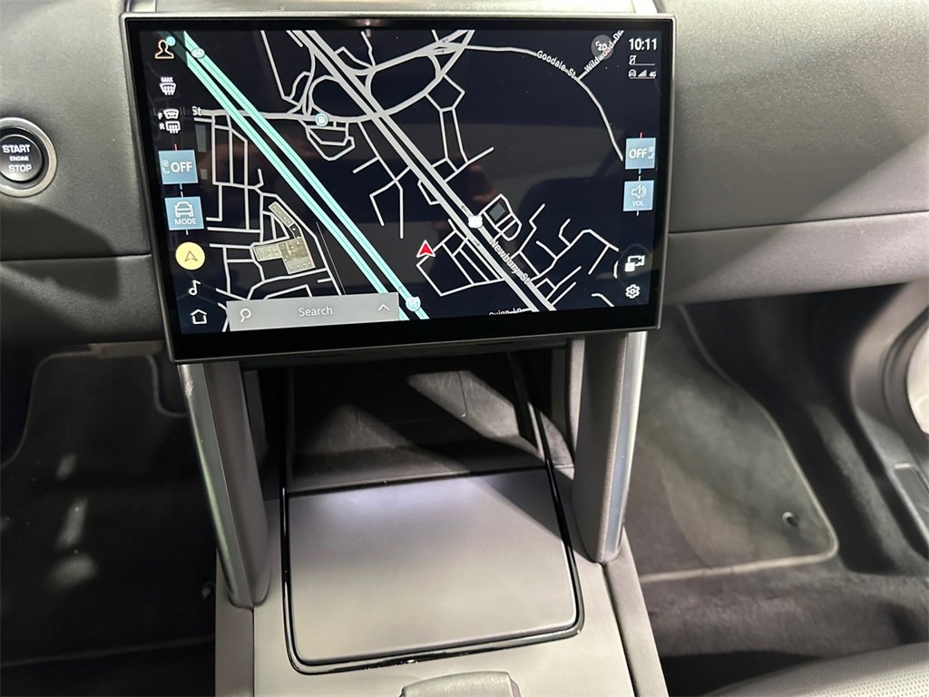 Used 2024 Land Rover Discovery Sport S image 16