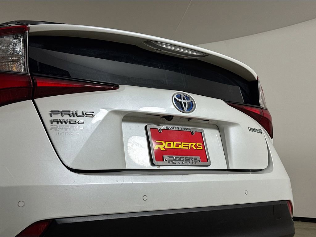 Certified 2022 Toyota Prius LE image 26