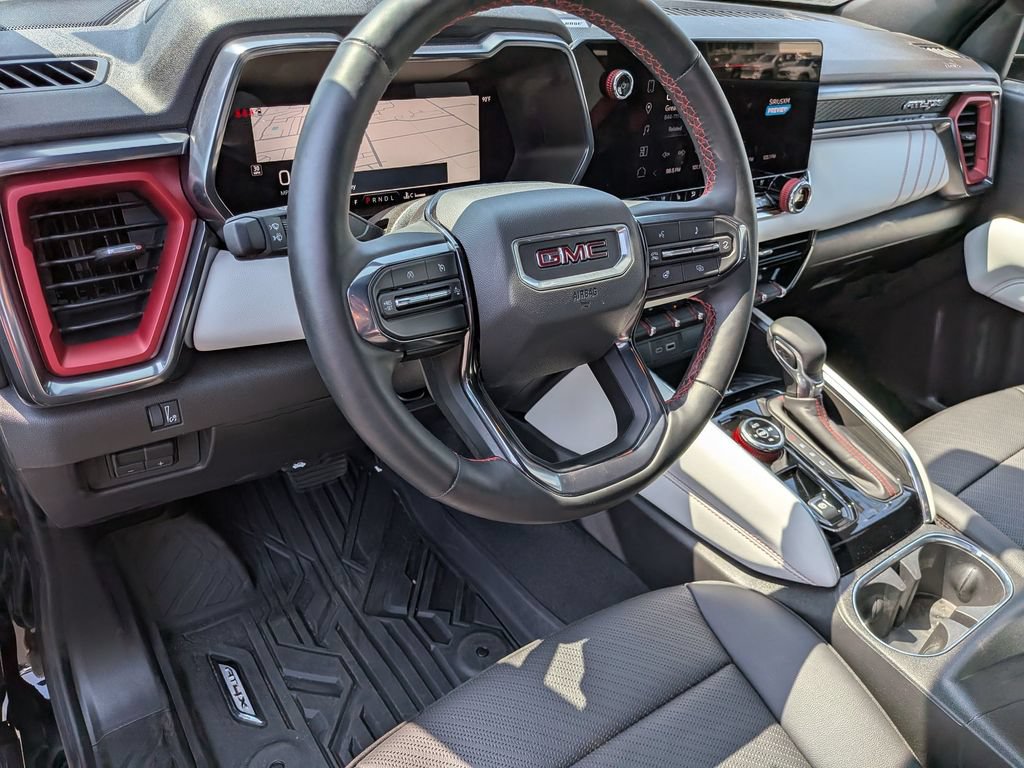 Used 2024 GMC Canyon AT4X AWD/4WD image 10