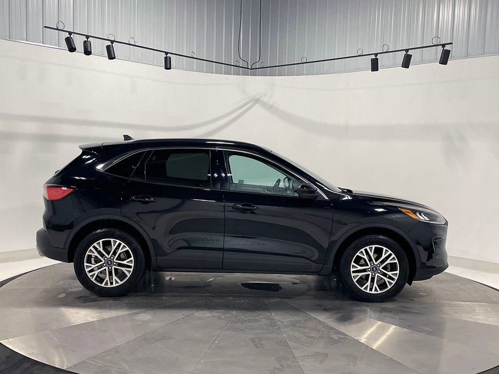 Used 2022 Ford Escape SEL w/ Technology Package image 10