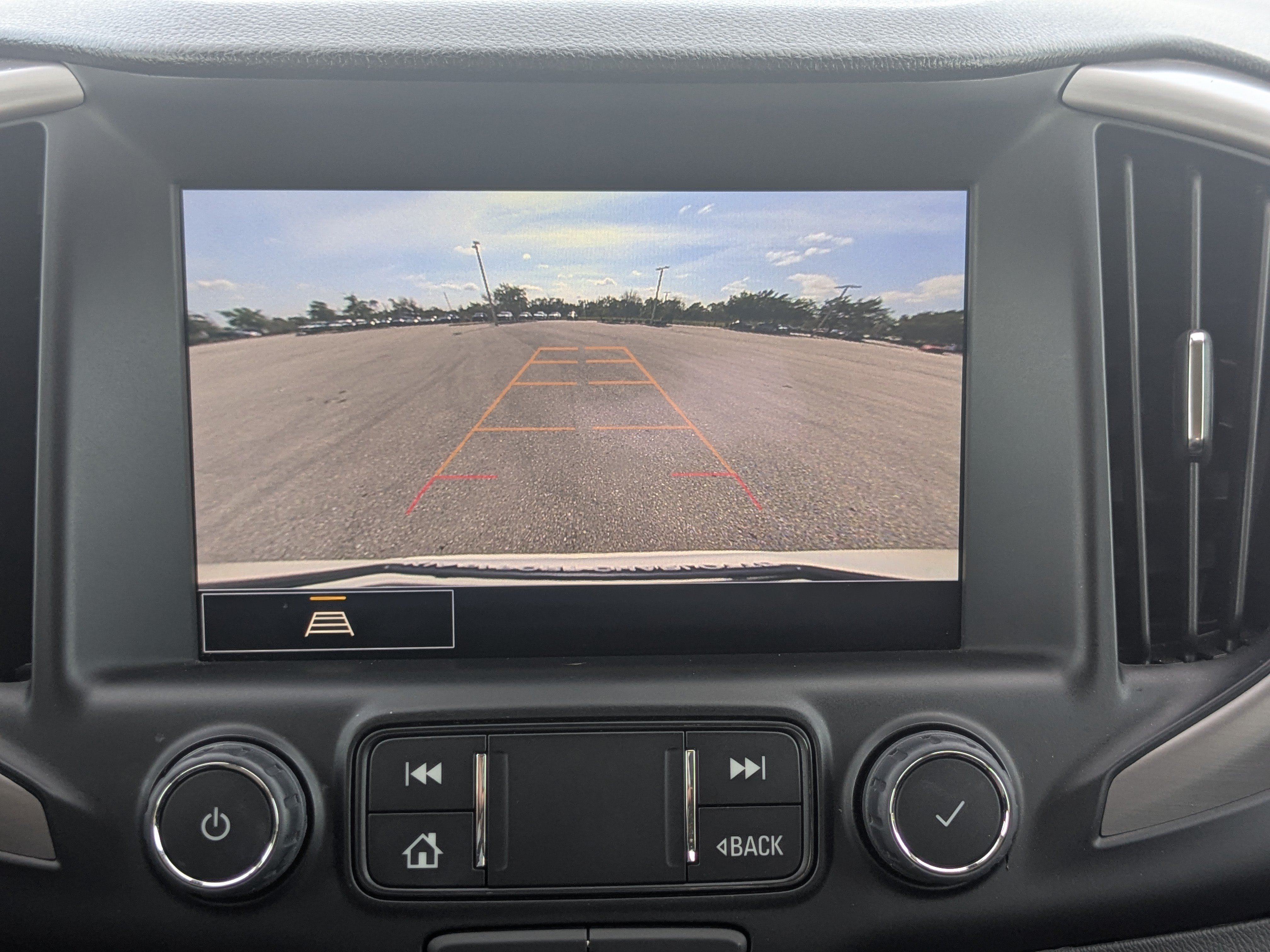Used 2024 GMC Terrain AT4 AWD/4WD image 25