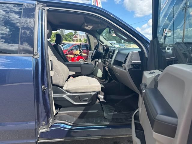 Used 2020 Ford F150 XLT w/ Equipment Group 302A Luxury AWD/4WD image 12