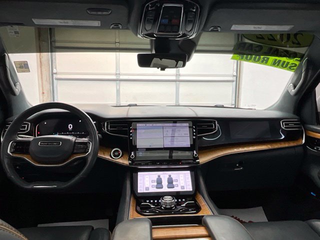 Used 2022 Jeep Grand Wagoneer Series II w/ Convenience Group III AWD/4WD image 4