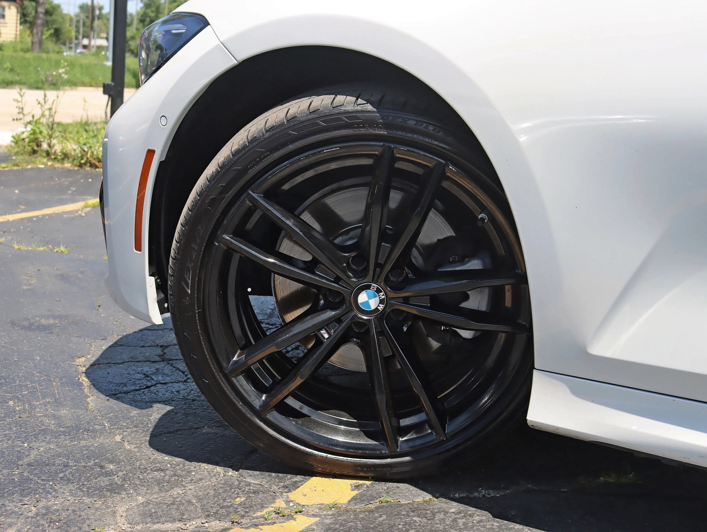 Used 2022 BMW 330i Sedan w/ M Sport Package RWD image 15