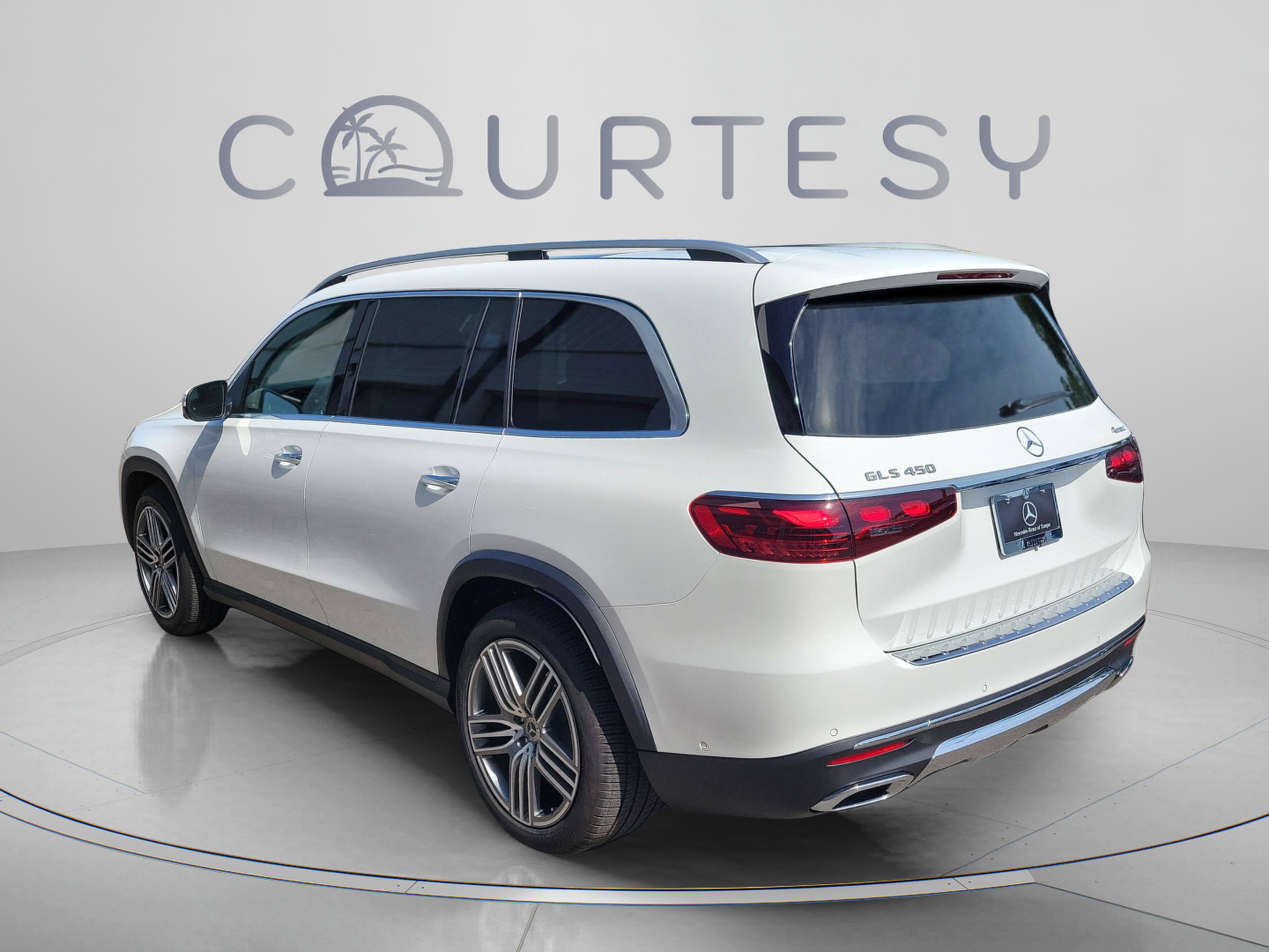 Certified 2026 Mercedes-Benz GLS 450 4MATIC image 2