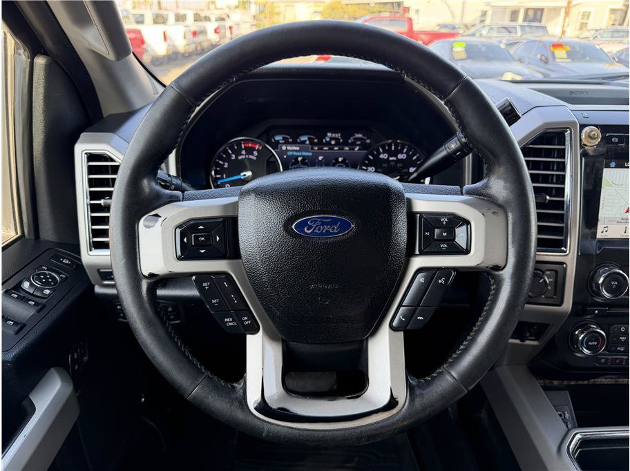 Used 2017 Ford F350 Lariat w/ Lariat Ultimate Package AWD/4WD image 4