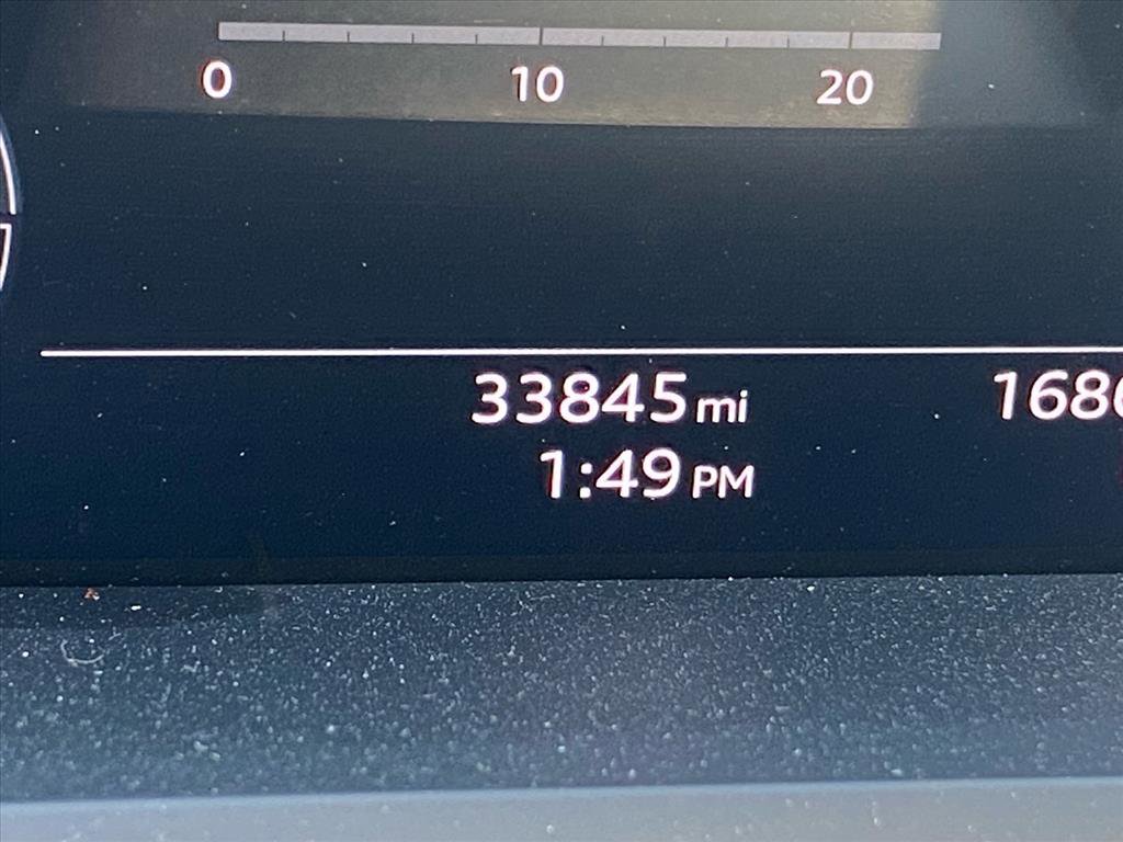 Used 2023 Audi e-tron Premium Plus w/ Premium Plus Package AWD/4WD image 11