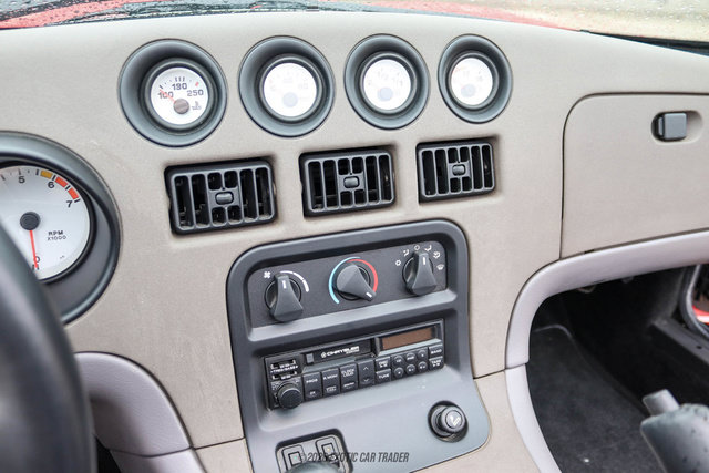 Used 1994 Dodge Viper RT/10 RWD image 27