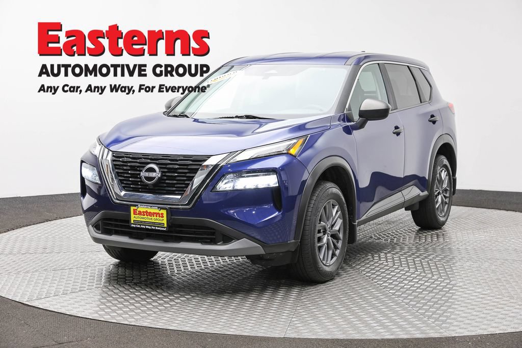 Used 2023 Nissan Rogue S AWD/4WD image 1