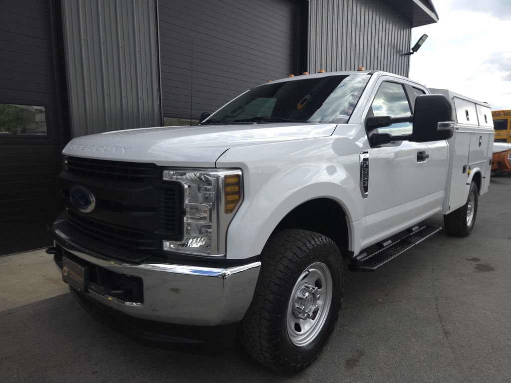 Used 2019 Ford F350 XL w/ XL Value Package AWD/4WD image 2