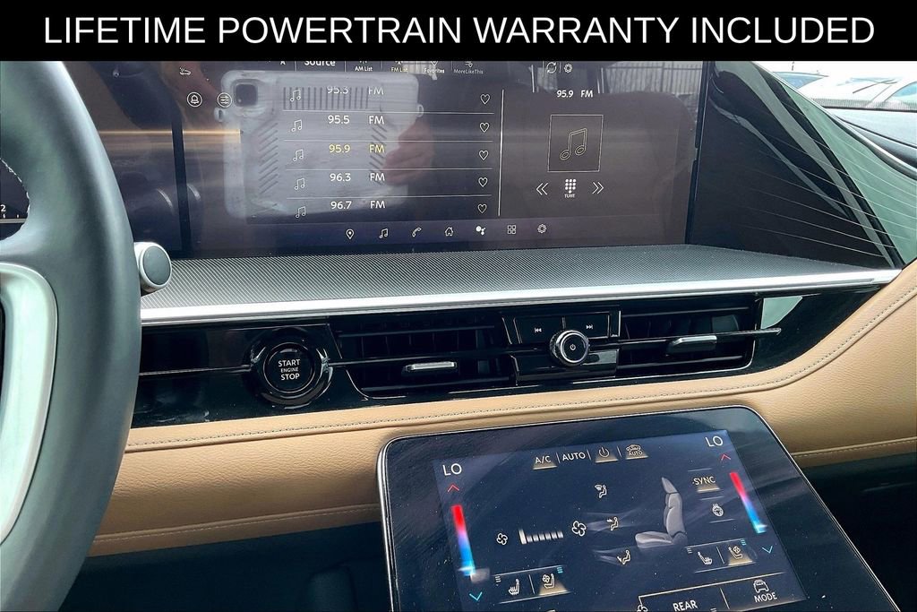 Certified 2025 INFINITI QX80 Luxe image 8