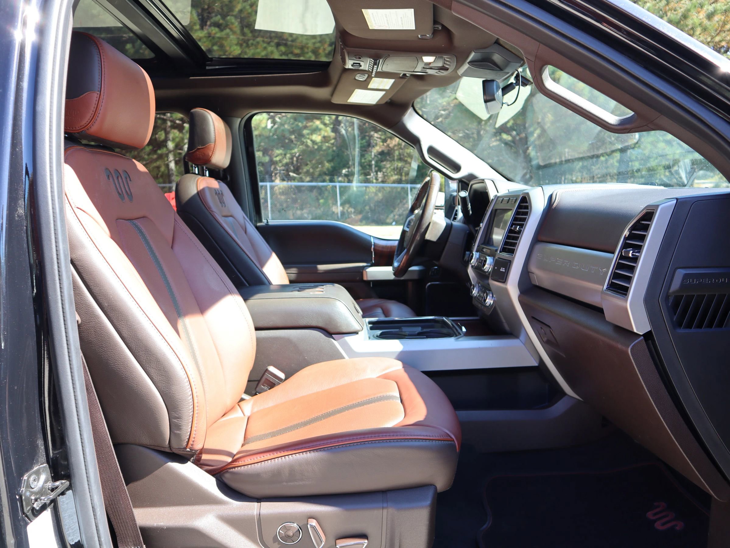 Used 2021 Ford F350 King Ranch w/ King Ranch Ultimate Package image 15