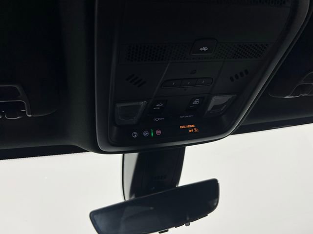 Used 2022 Cadillac XT5 Premium Luxury w/ Technology Package image 22