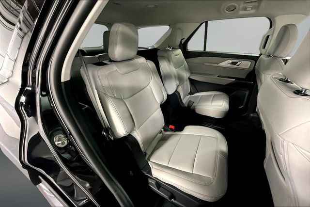 New 2026 Ford Explorer Active image 9