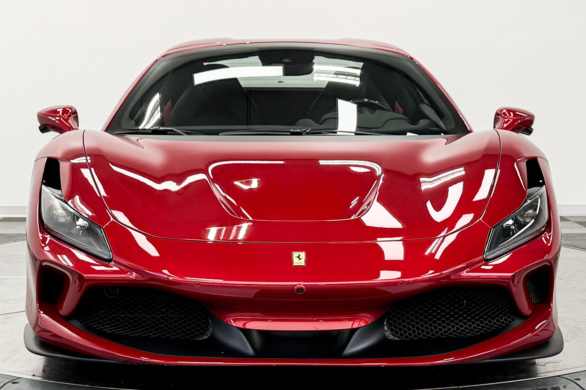 Used 2023 Ferrari F8 Tributo RWD image 34